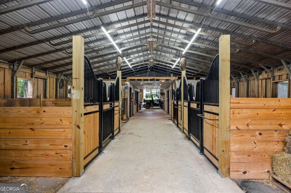 285 Air Acres WAY Woodstock, GA 30188
