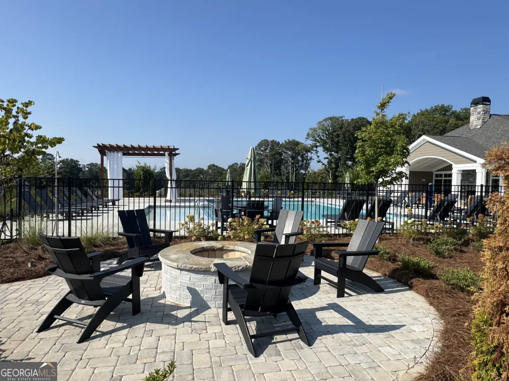 293 Corncrib BND Dacula, GA 30019