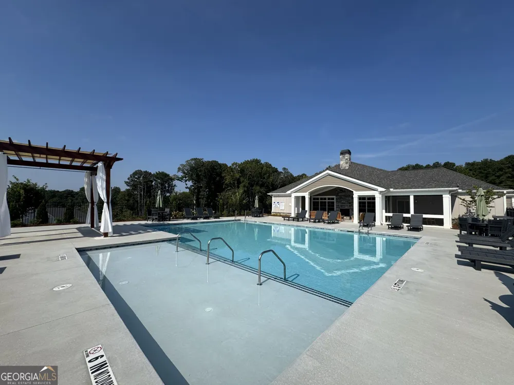 293 Corncrib BND Dacula, GA 30019