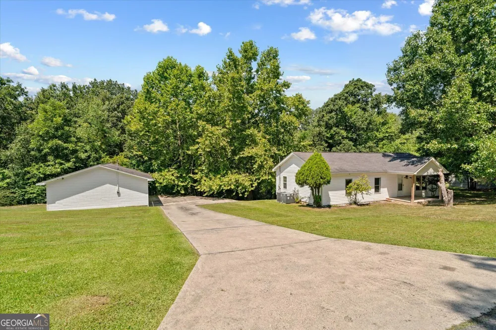 1846 Boyd DR Rocky Face, GA 30740