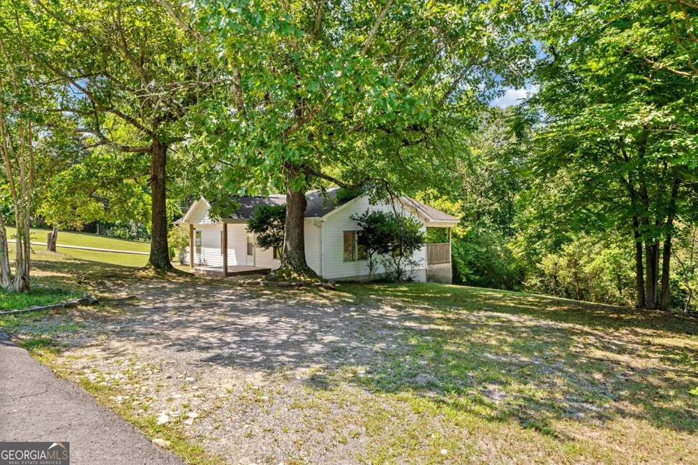 1846 Boyd DR Rocky Face, GA 30740