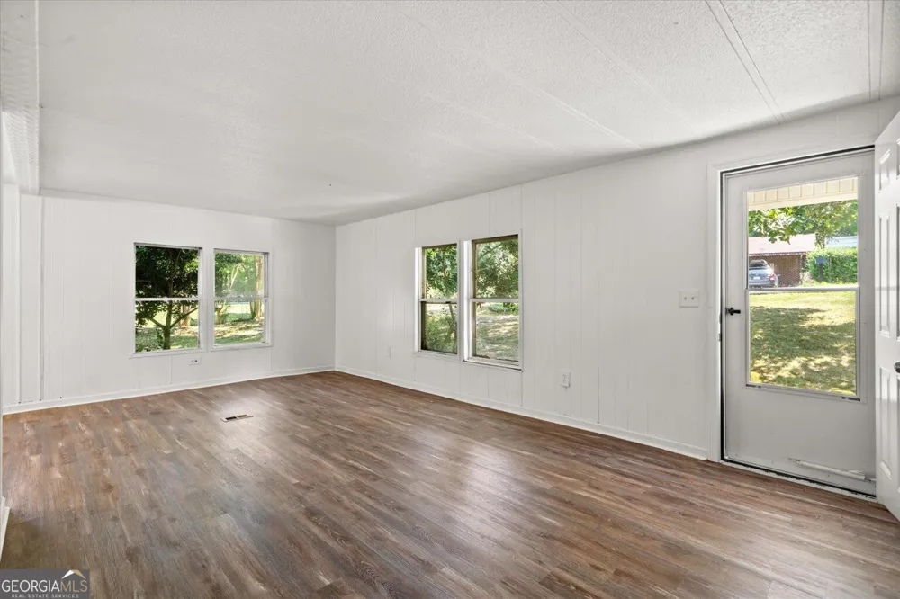 1846 Boyd DR Rocky Face, GA 30740