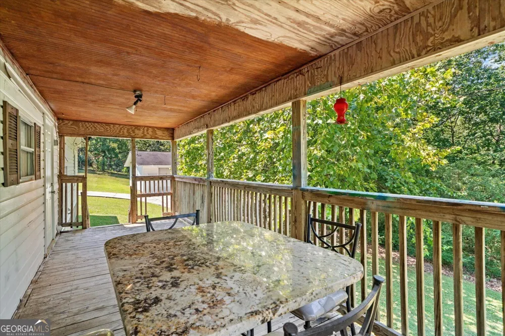 1846 Boyd DR Rocky Face, GA 30740