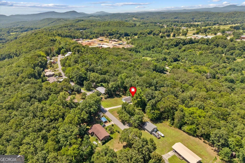 1846 Boyd DR Rocky Face, GA 30740