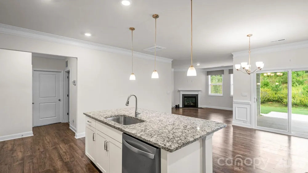 1615 Sweetmoss Loop Denver, NC 28037