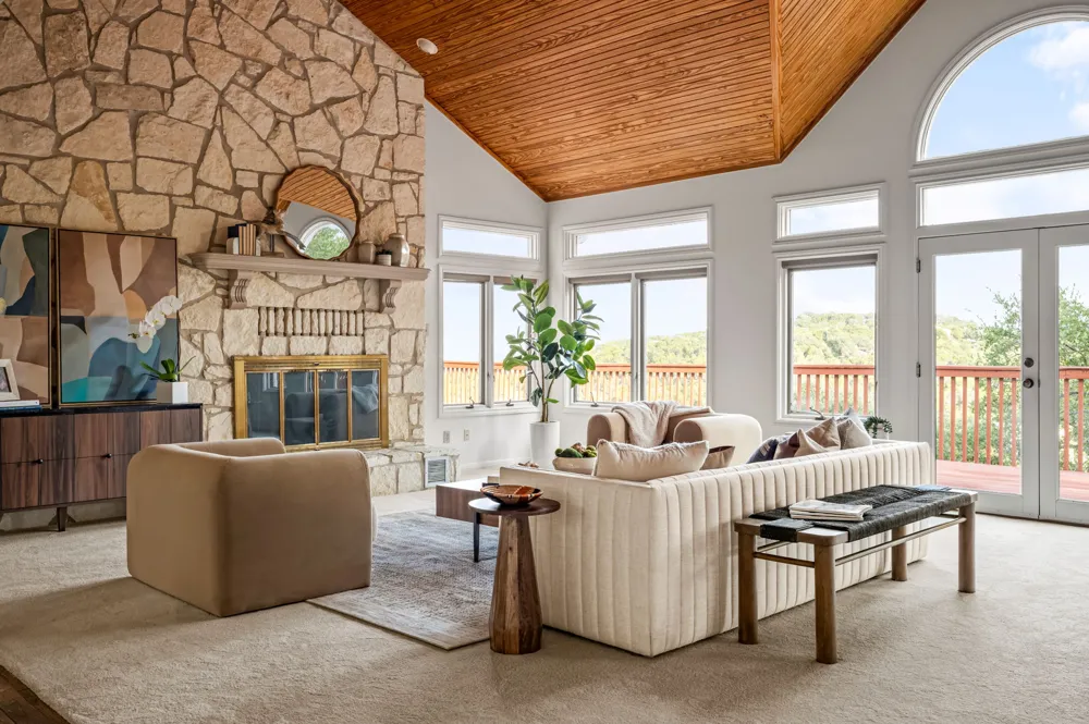 705 Windsong Trail West Lake Hills, TX 78746