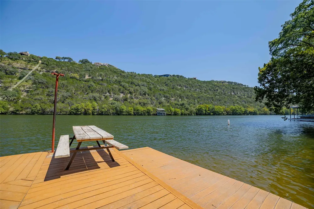 1117 San Augustine Drive Austin, TX 78733