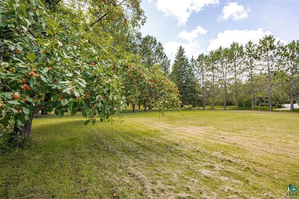 2840 Hagberg Street Duluth, MN 55811