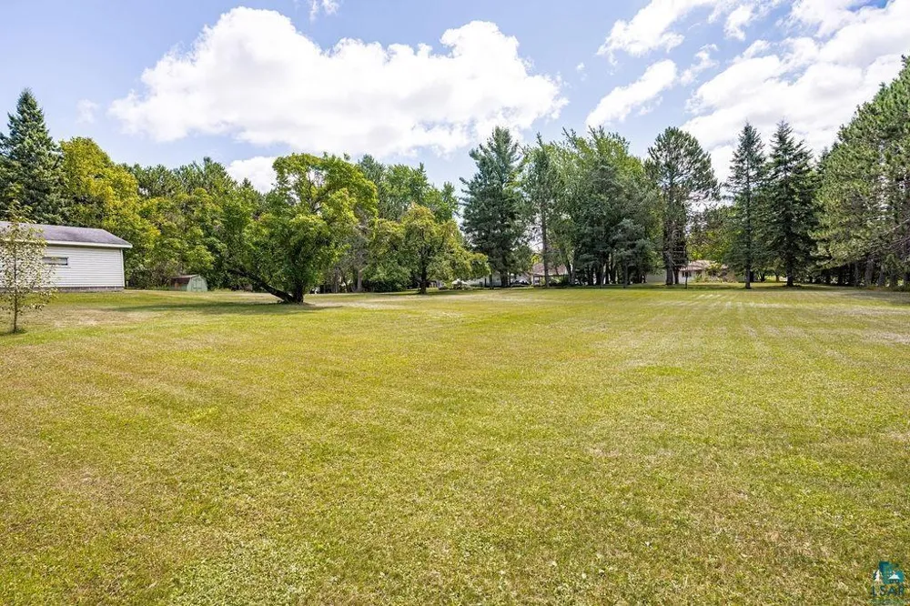 2840 Hagberg Street Duluth, MN 55811