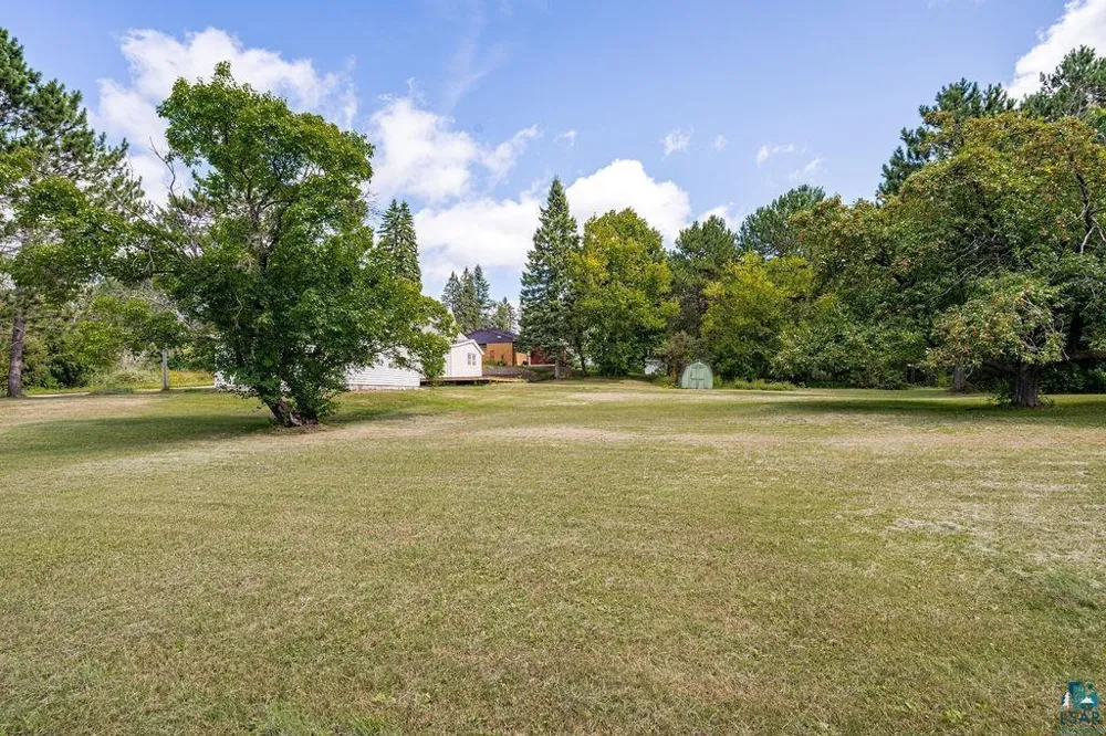 2840 Hagberg Street Duluth, MN 55811