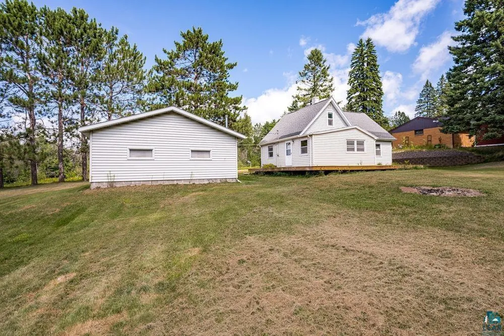 2840 Hagberg Street Duluth, MN 55811