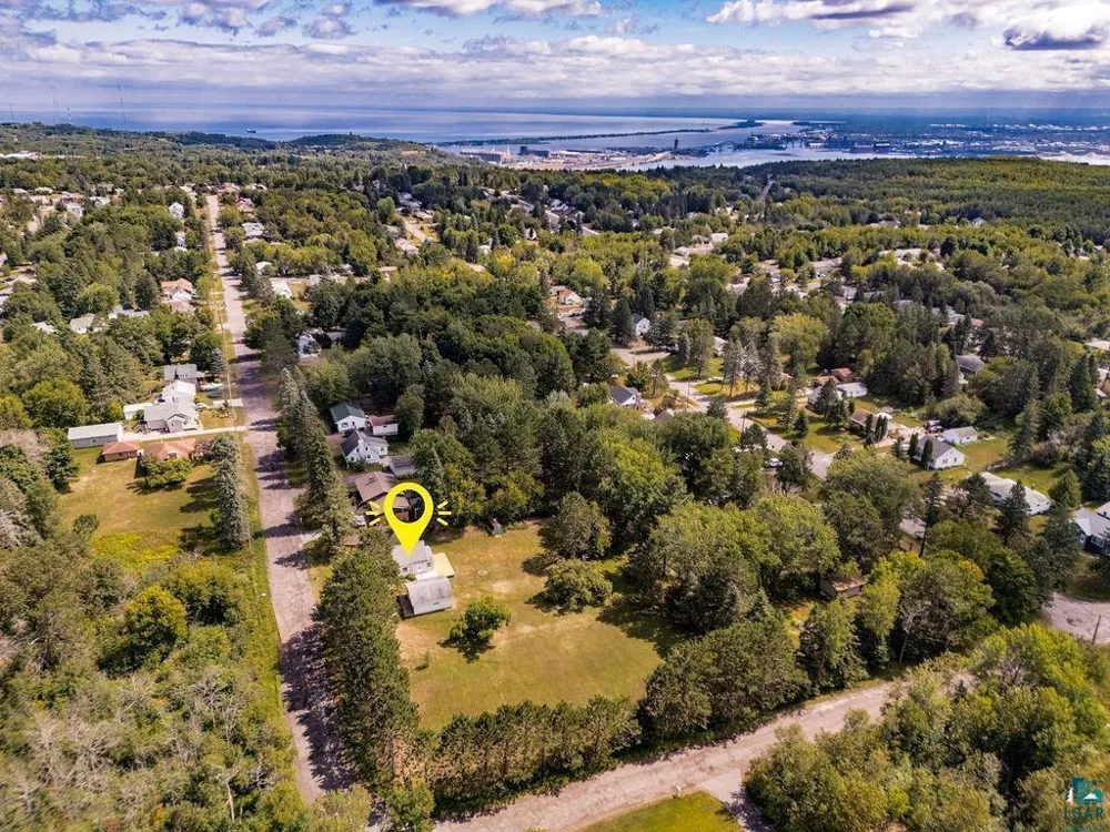 2840 Hagberg Street Duluth, MN 55811