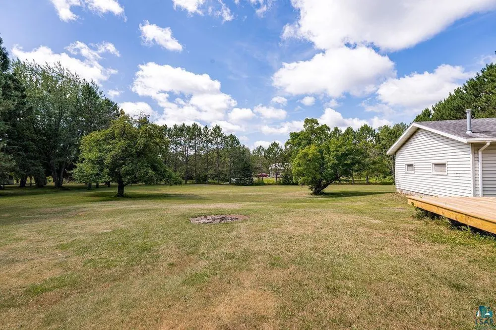 2840 Hagberg Street Duluth, MN 55811
