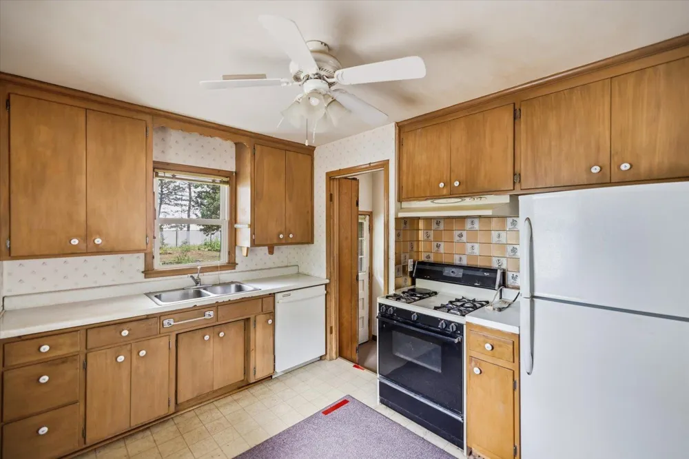 8680 Granada Avenue S Cottage Grove, MN 55016