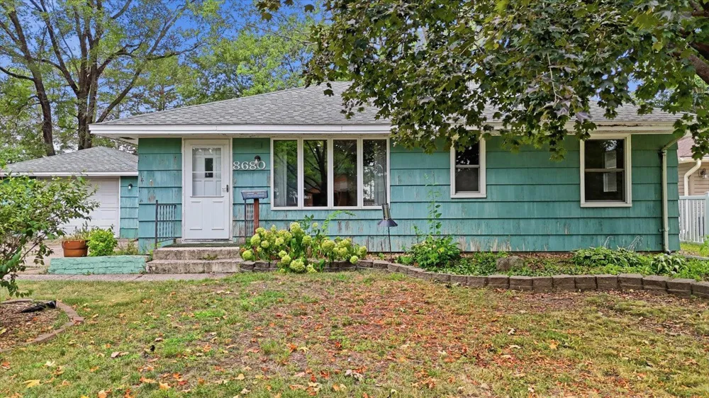 8680 Granada Avenue S Cottage Grove, MN 55016