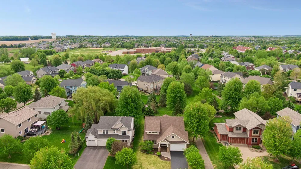 11409 Balsam Way Woodbury, MN 55129
