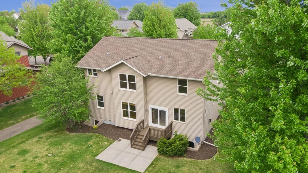 11409 Balsam Way Woodbury, MN 55129