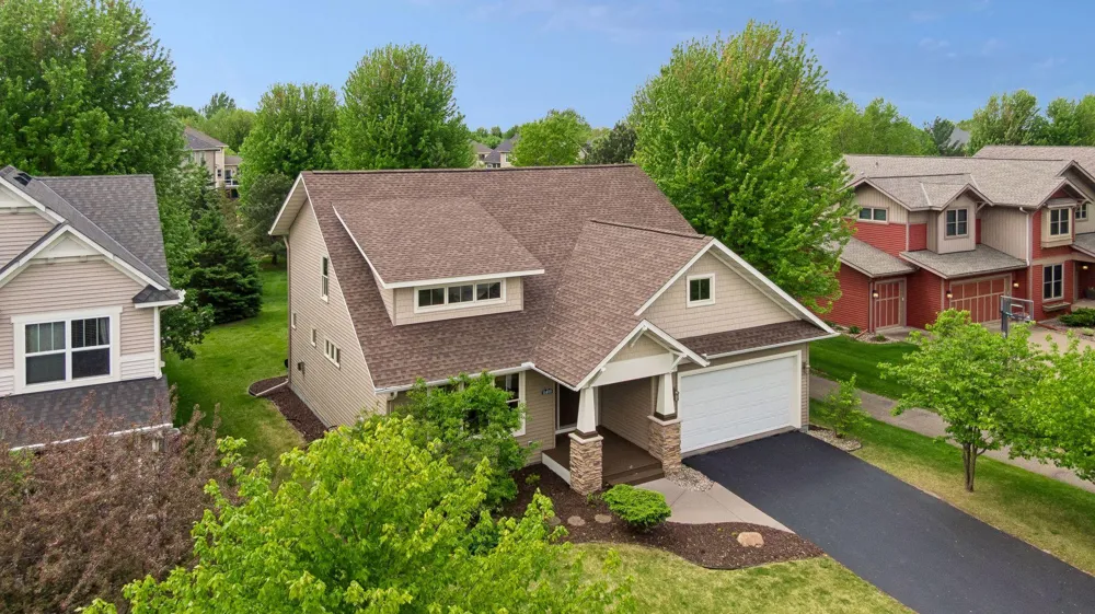 11409 Balsam Way Woodbury, MN 55129