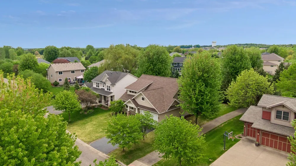 11409 Balsam Way Woodbury, MN 55129