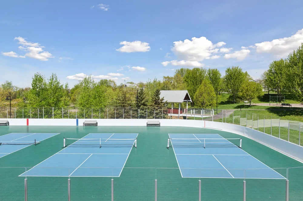 11409 Balsam Way Woodbury, MN 55129