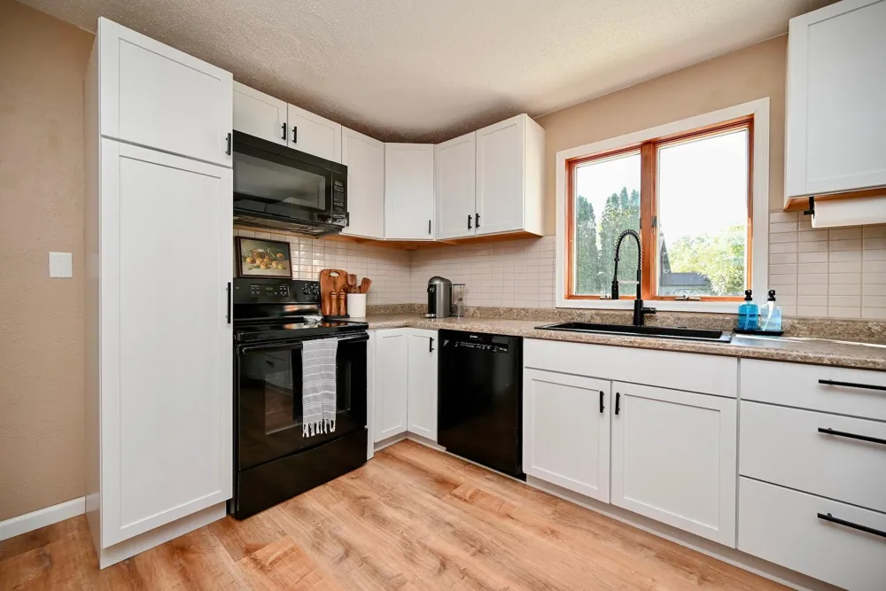 204 Michaels Street Cochrane, WI 54622