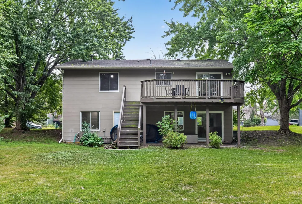 2250 Van Sloun Road Chaska, MN 55318