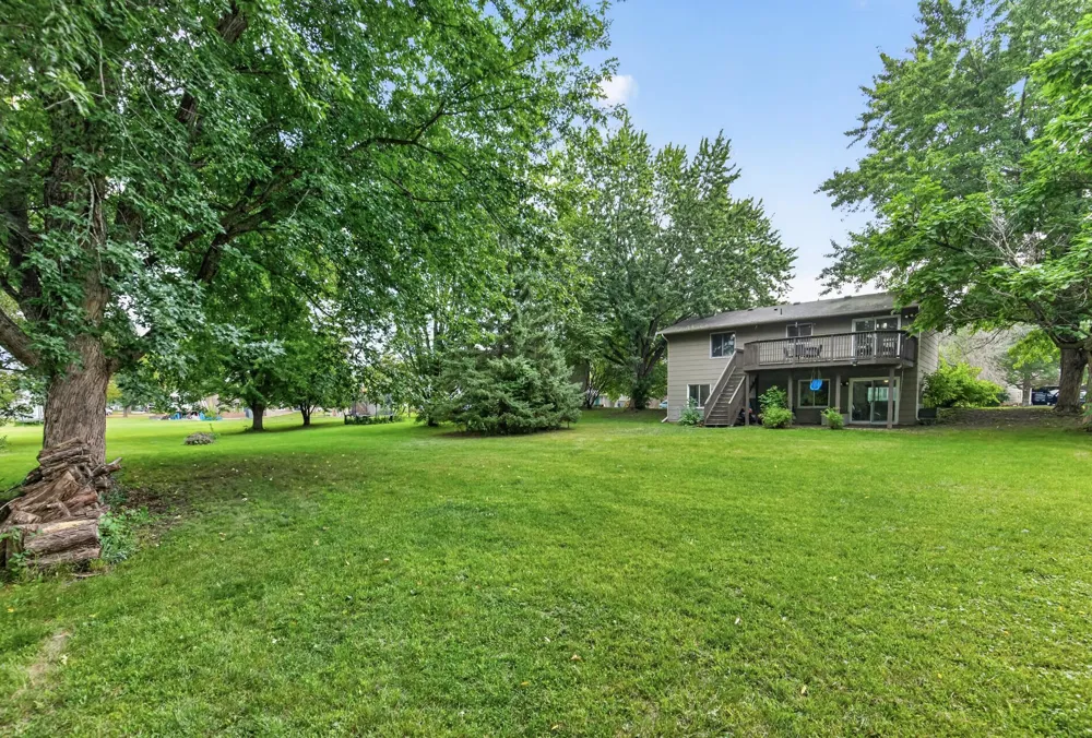 2250 Van Sloun Road Chaska, MN 55318
