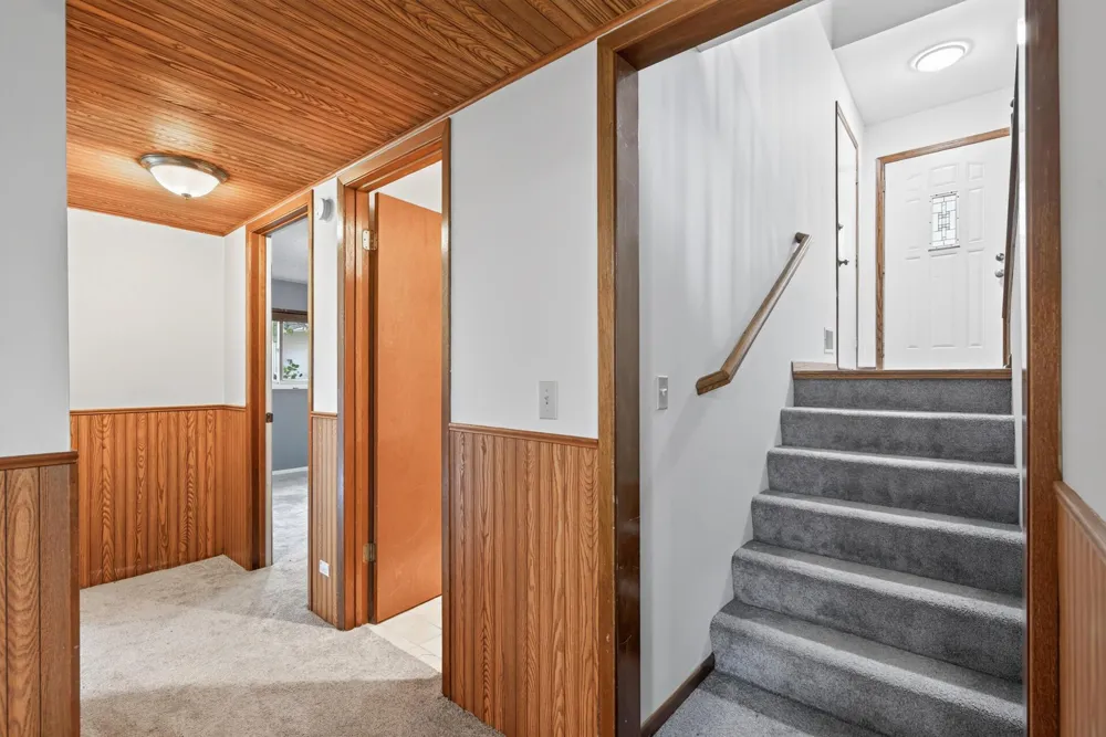 2250 Van Sloun Road Chaska, MN 55318