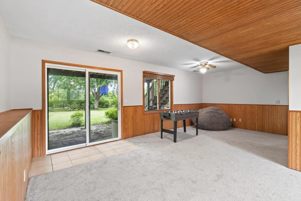 2250 Van Sloun Road Chaska, MN 55318