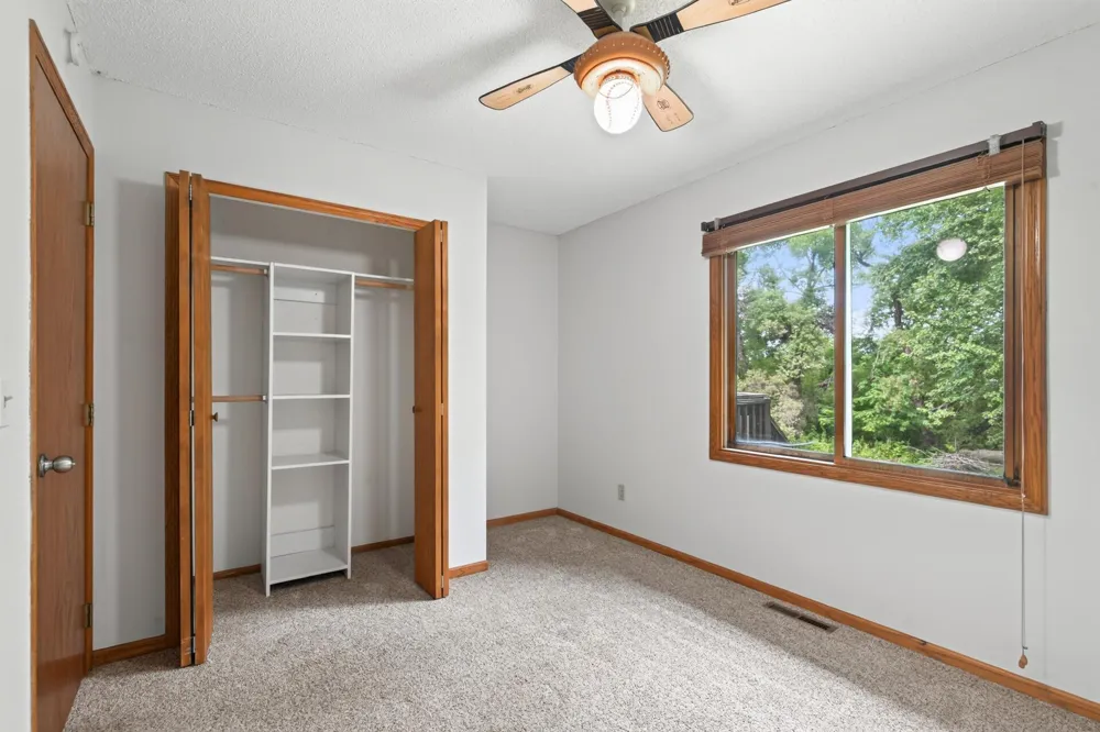 2250 Van Sloun Road Chaska, MN 55318