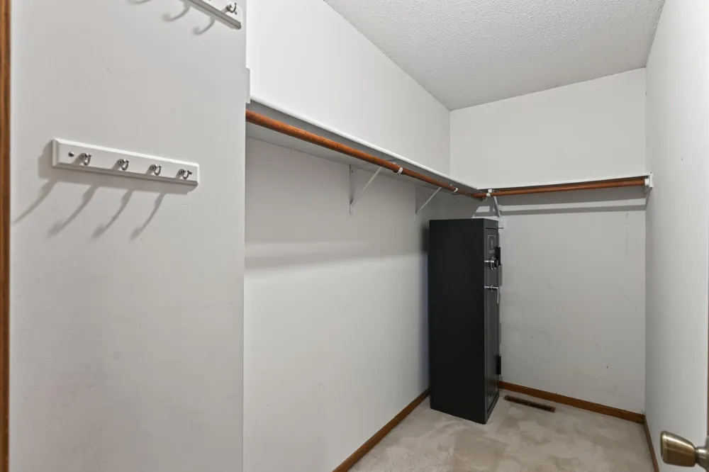 2250 Van Sloun Road Chaska, MN 55318
