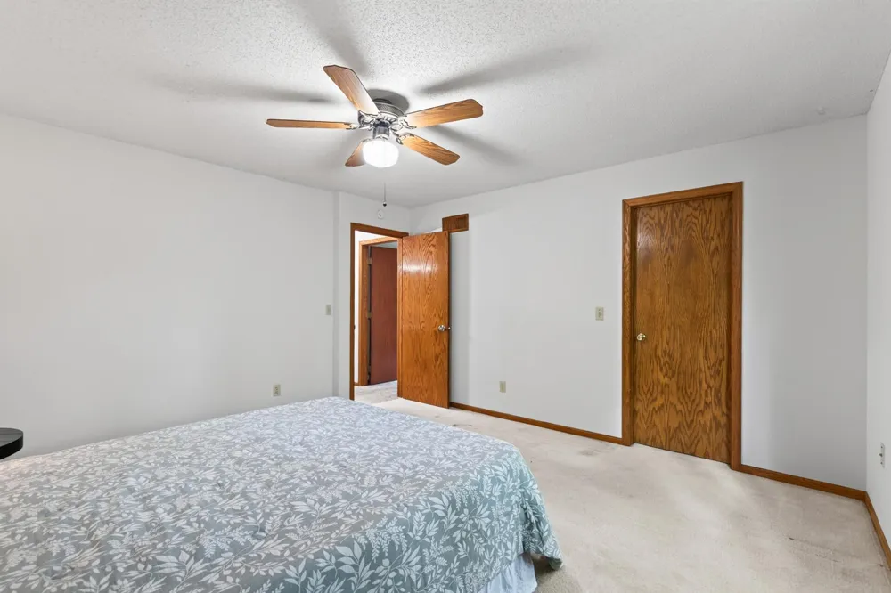 2250 Van Sloun Road Chaska, MN 55318