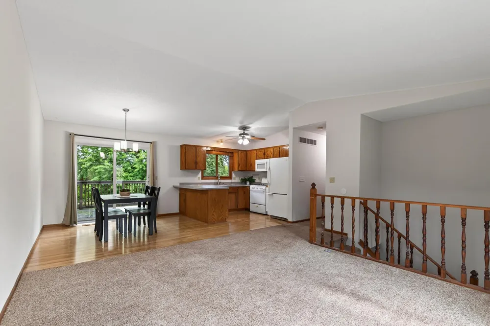 2250 Van Sloun Road Chaska, MN 55318