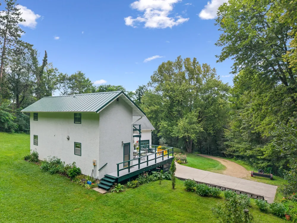 13611 State 16 Houston, MN 55943