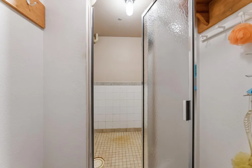 13611 State 16 Houston, MN 55943