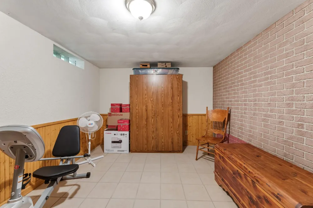 13611 State 16 Houston, MN 55943