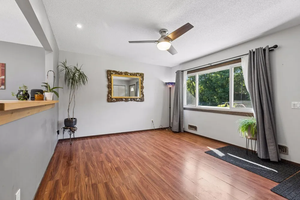 4035 78th Street E Inver Grove Heights, MN 55076