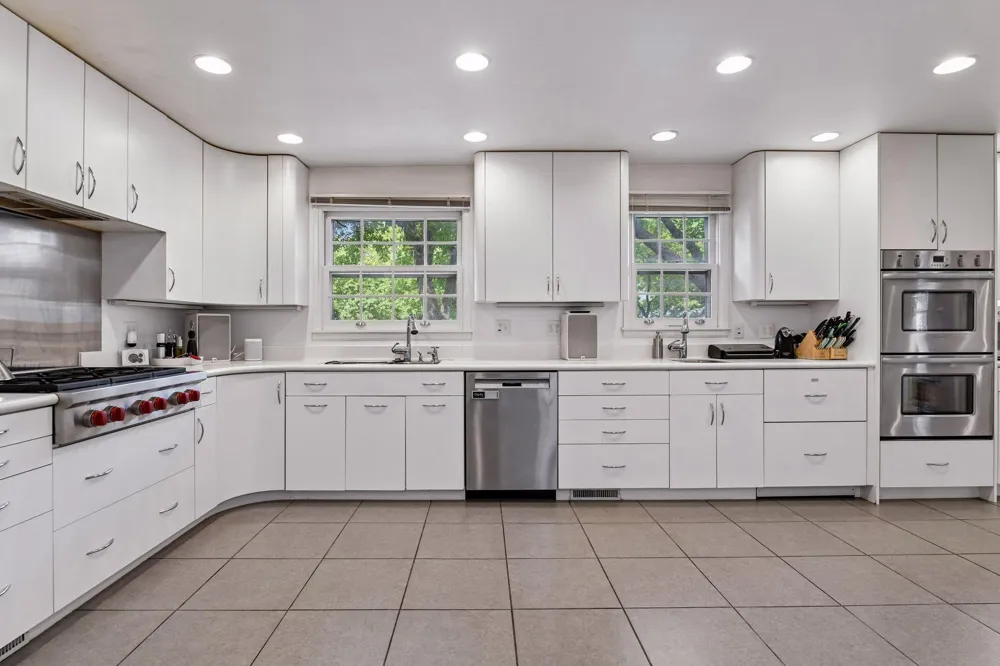830 Edgemoor Drive Hopkins, MN 55305