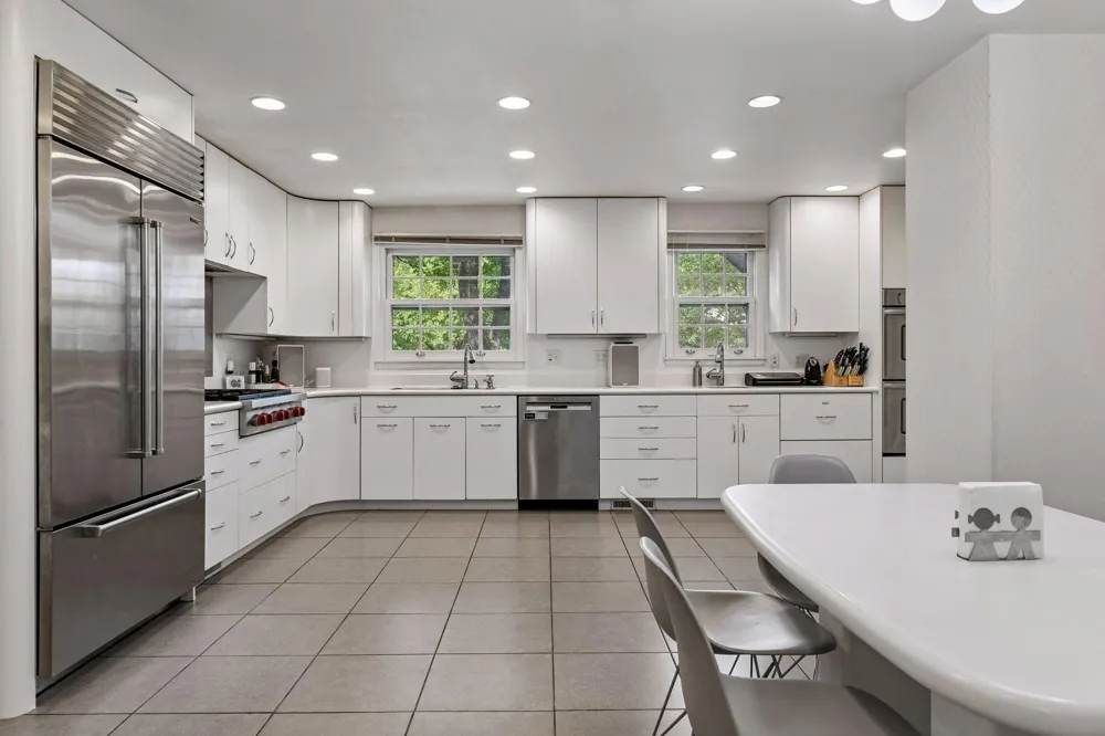 830 Edgemoor Drive Hopkins, MN 55305