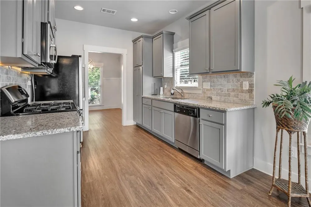 5120 Arnold Covington, GA 30014