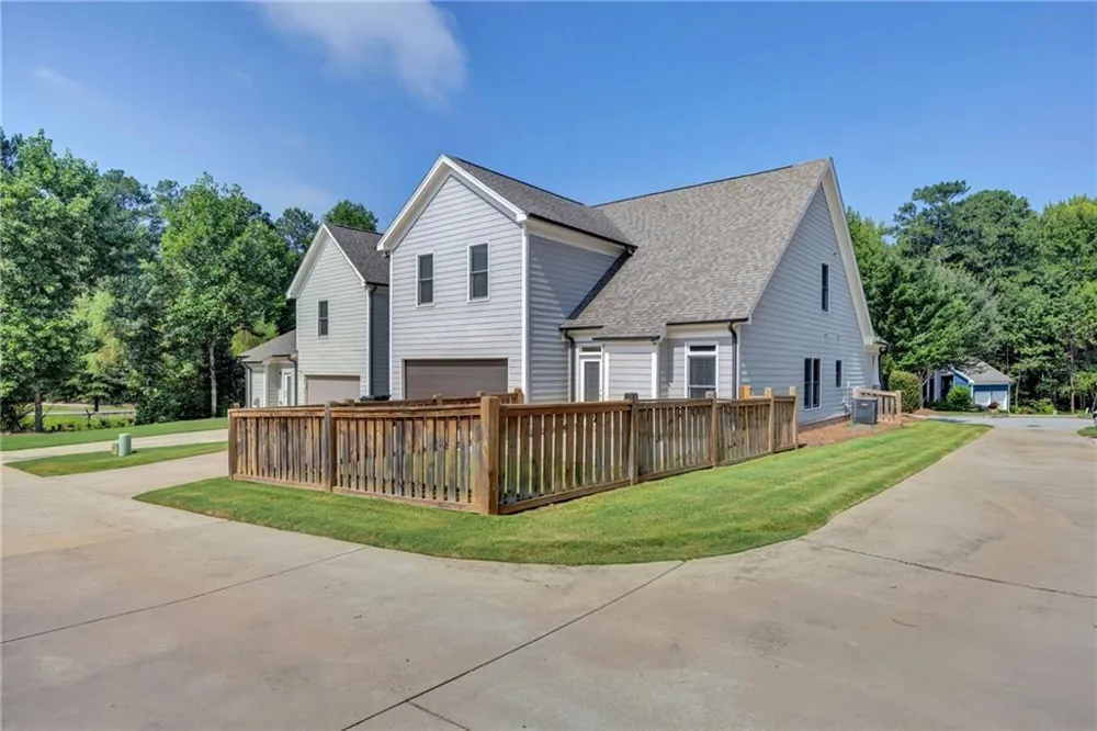 5120 Arnold Covington, GA 30014