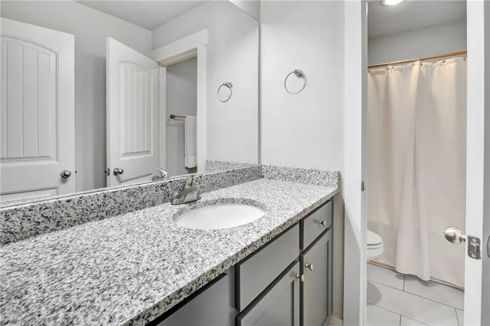 5120 Arnold Covington, GA 30014