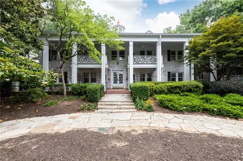 423 Clairemont Avenue #19