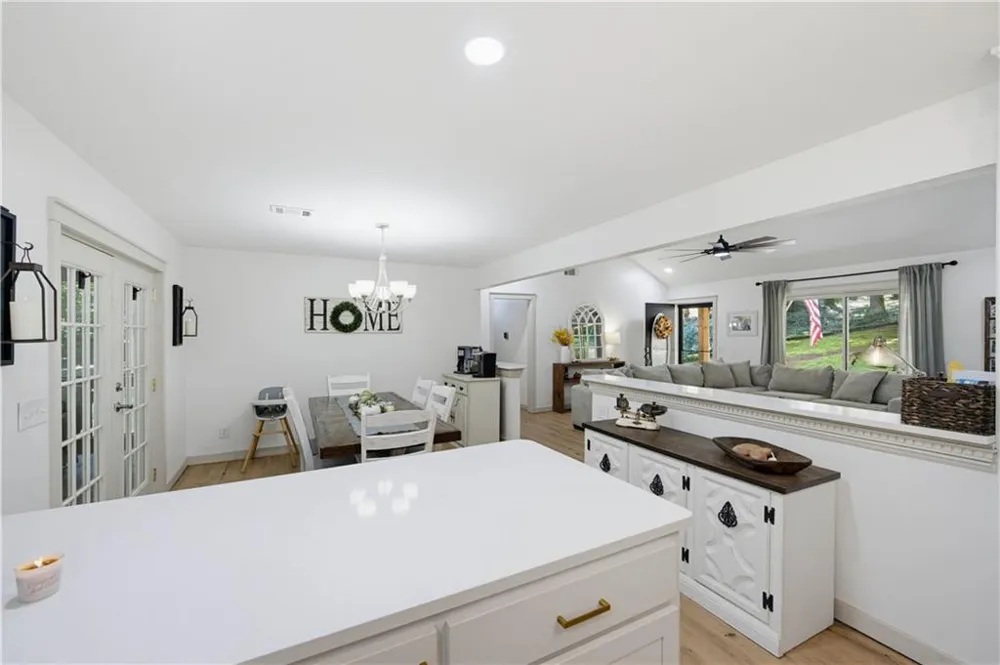 3744 Tanners Mill Road Gainesville, GA 30507