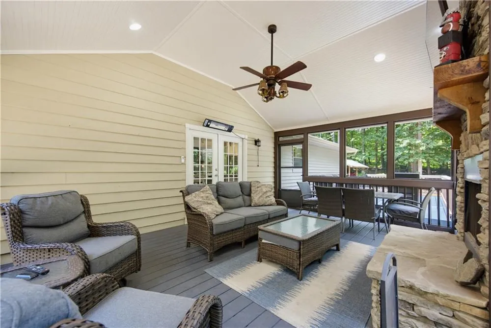 3744 Tanners Mill Road Gainesville, GA 30507