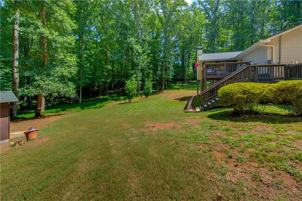 3744 Tanners Mill Road Gainesville, GA 30507