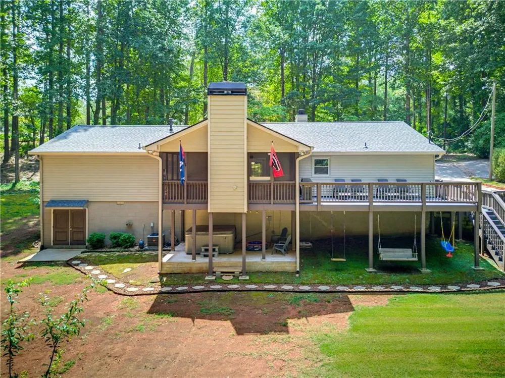 3744 Tanners Mill Road Gainesville, GA 30507