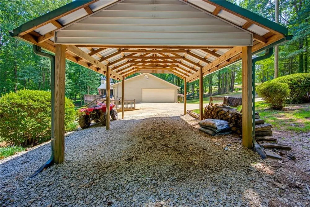 3744 Tanners Mill Road Gainesville, GA 30507