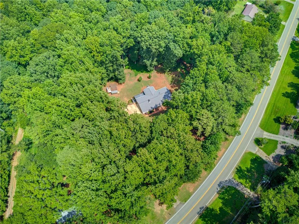 3744 Tanners Mill Road Gainesville, GA 30507
