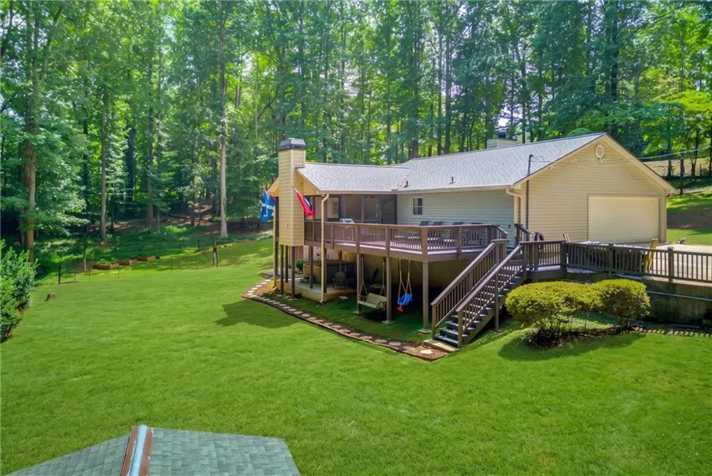 3744 Tanners Mill Road Gainesville, GA 30507